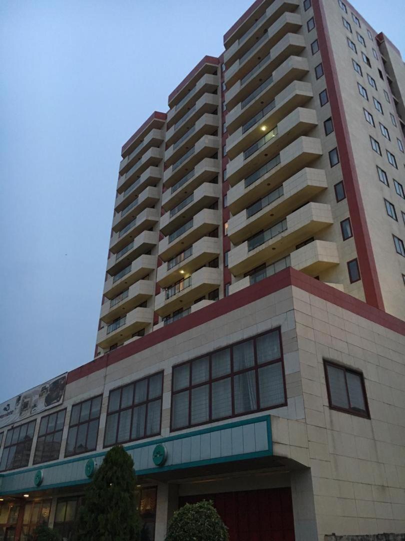 Djeug'Appart Hotel Yaoundé Zewnętrze zdjęcie